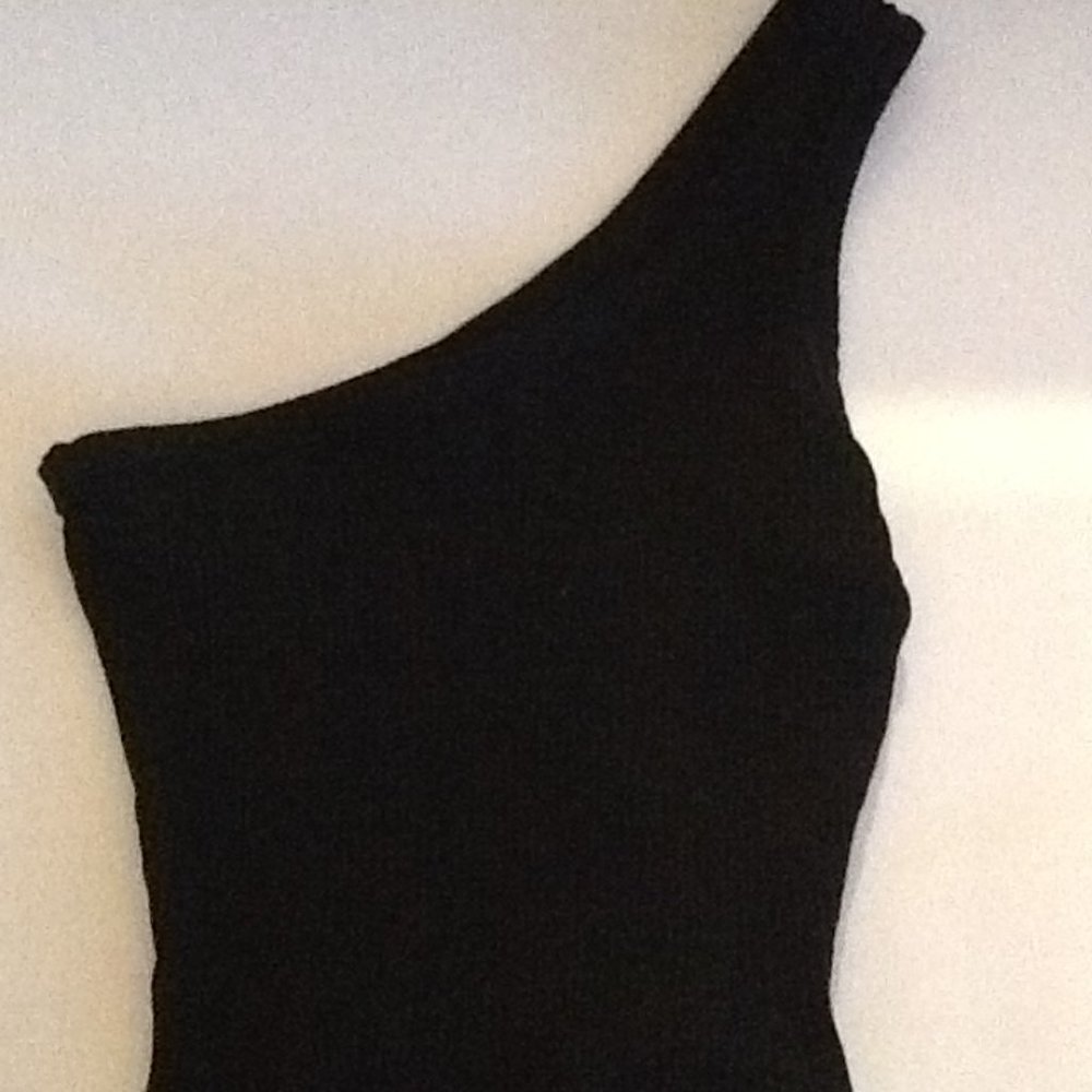 One strap cropped tank top